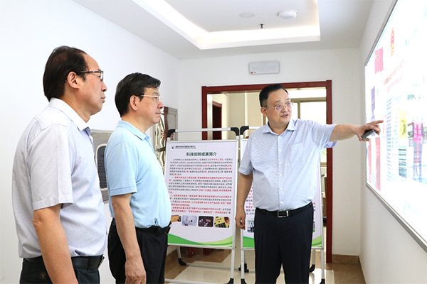 省政协副主席张健到省银河yh0076集团调研